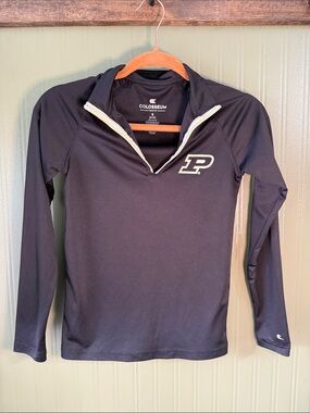 Boys M Colosseum Black Pullover with Purdue P Logo